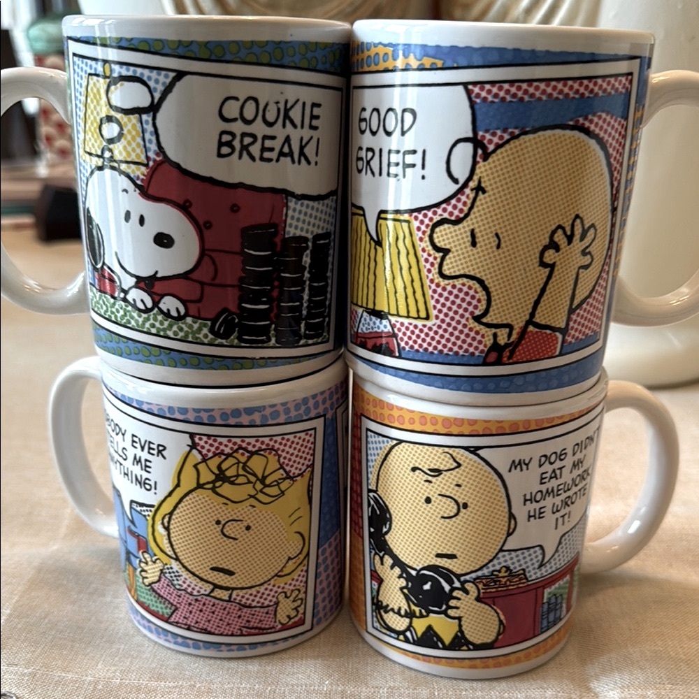 Peanuts Comic Strip Mug Set - Multicolor vintage cups set of 4